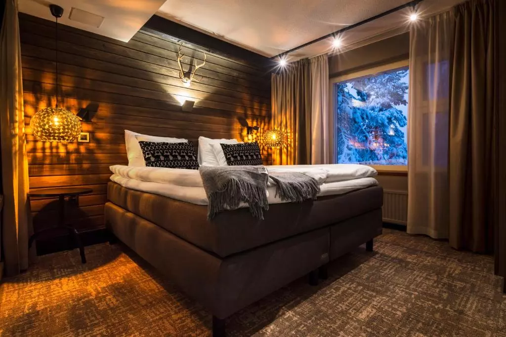 لپلند هتل اسکای