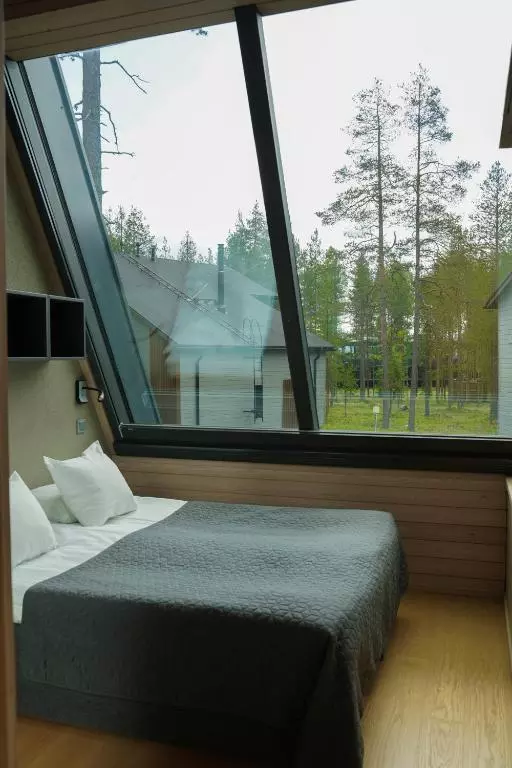 نوا اسکای لند هتل